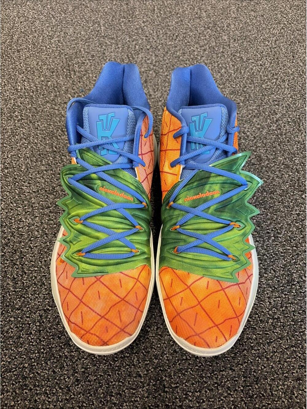 Size 13 - SpongeBob SquarePants x Nike Kyrie 5 Pineapple